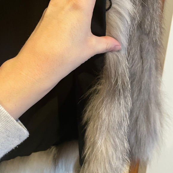 Fox Fur Jacket - Picture 8 of 8
